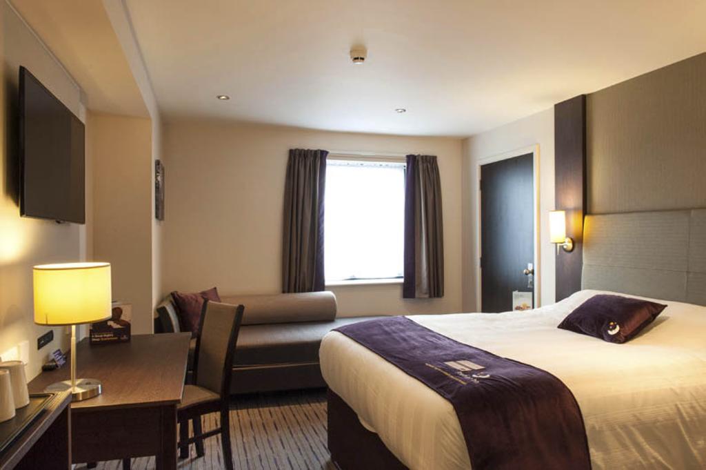 Premier Inn Barrow In Furness Dış mekan fotoğraf
