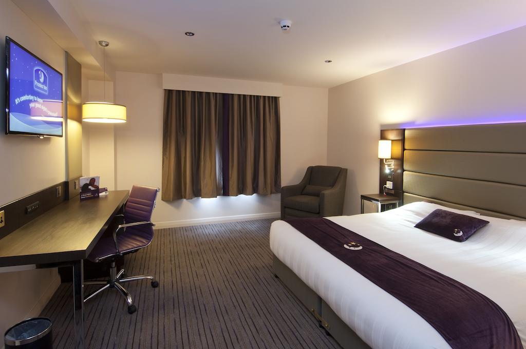 Premier Inn Barrow In Furness Oda fotoğraf