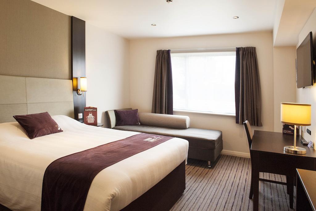Premier Inn Barrow In Furness Oda fotoğraf